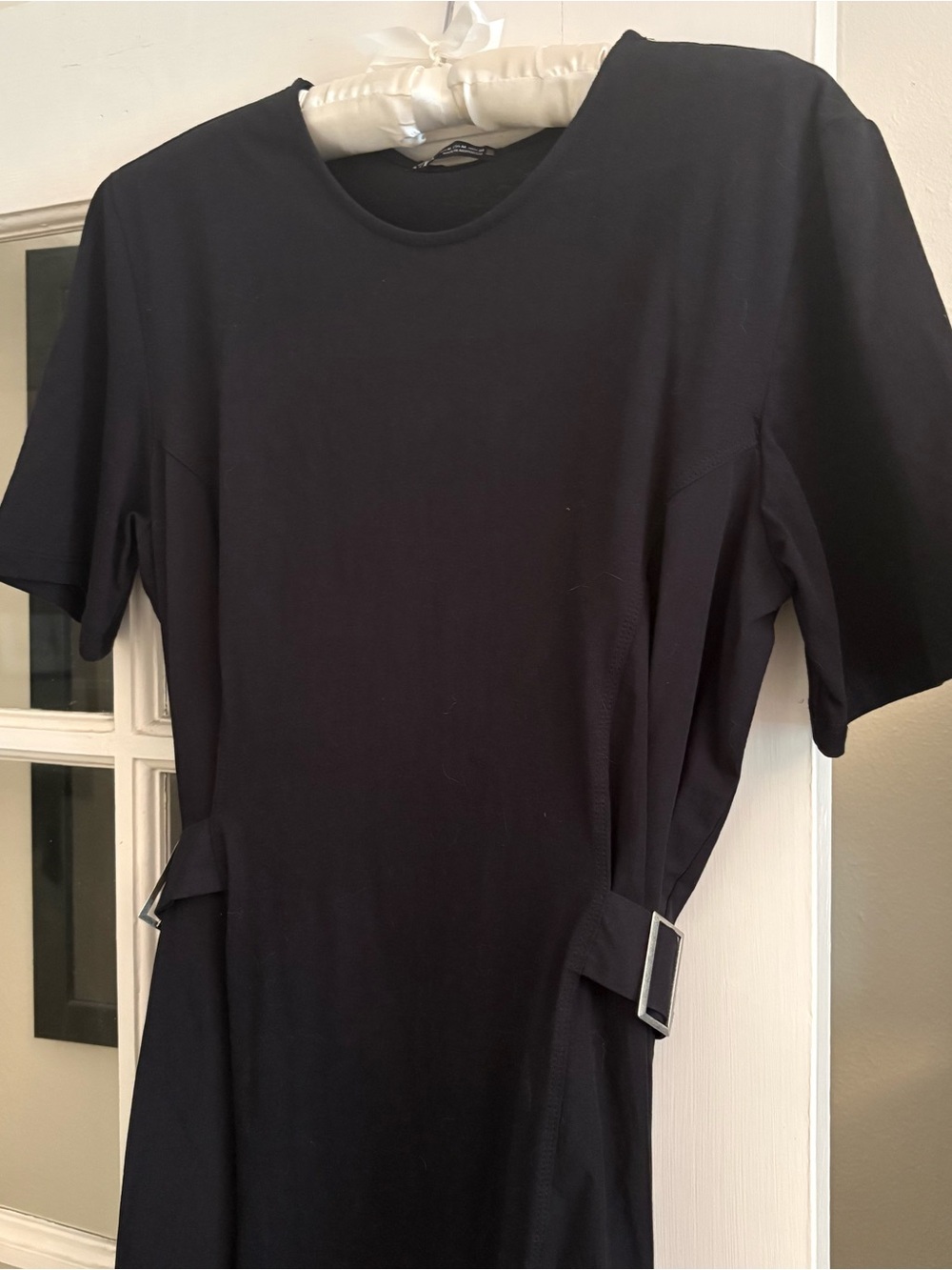 🆕 Zara Black Cotton Midi Dress with Side Buckles M - Picture 5 of 7